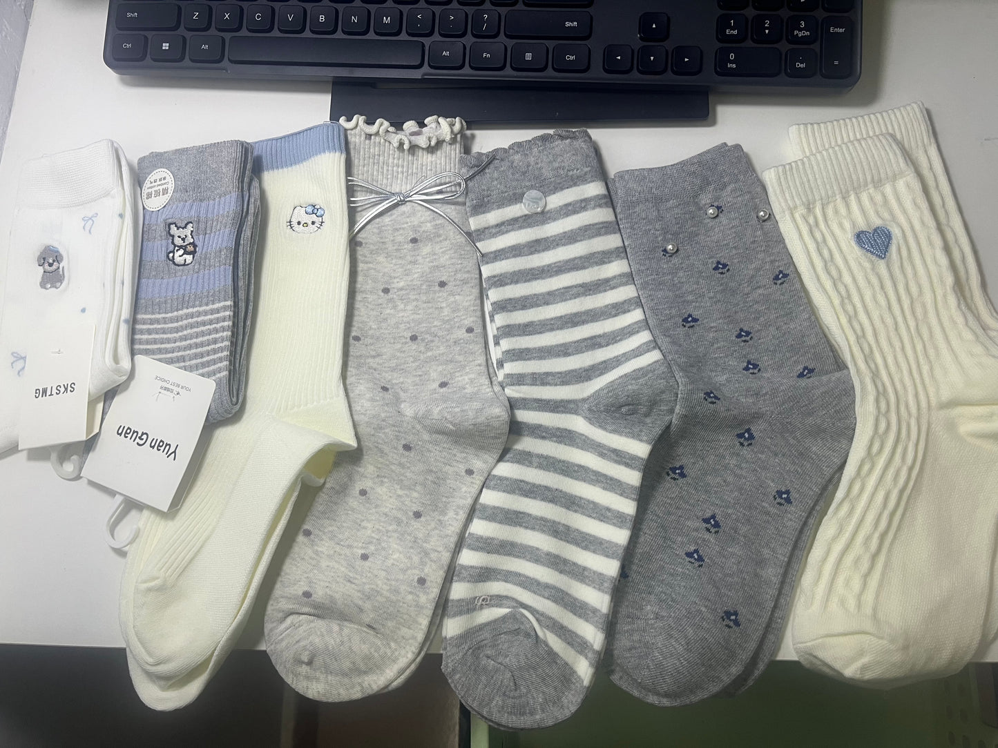 2014 - 7 Pairs Gray & White Crew Socks (Gray-Blue Moment): Cute-Patterned Socks for Young Females – Ideal for Daily Campus Wear & Casual Weekend Outings